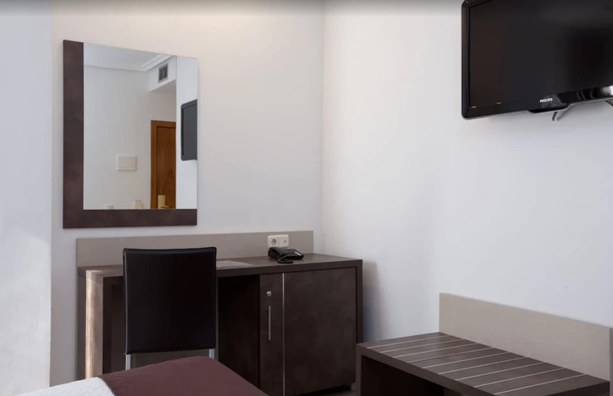 Hotel VillaMadryt Zewnętrze zdjęcie