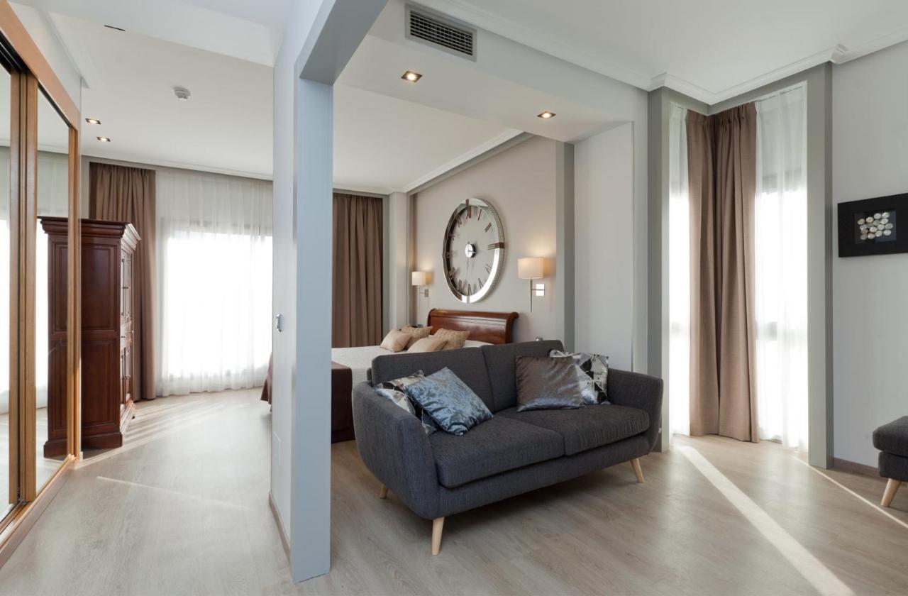 Hotel VillaMadryt Zewnętrze zdjęcie