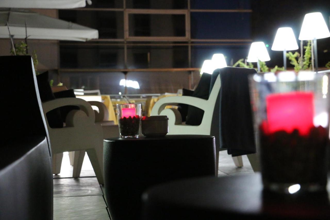 Hotel VillaMadryt Zewnętrze zdjęcie